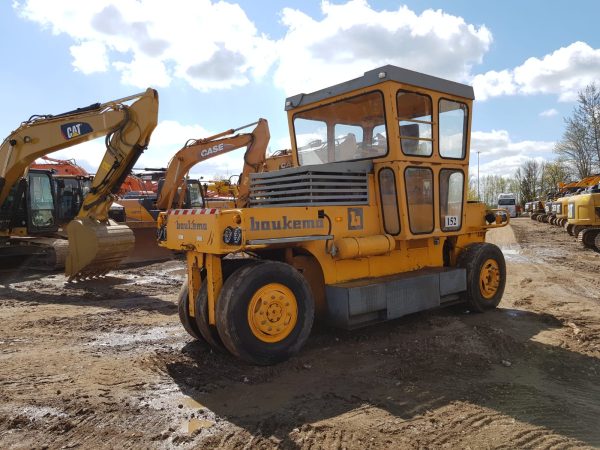 Bomag-Nobas SGW-17