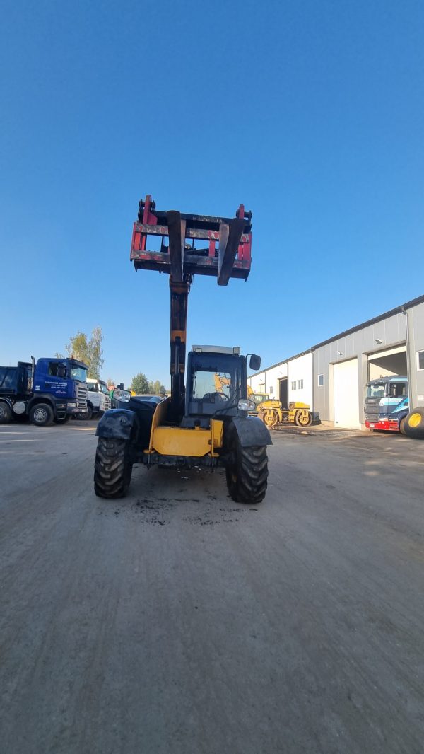 JCB 525-60 Hi-Viz - Image 10