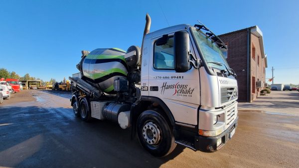 Volvo FM12 - Image 18