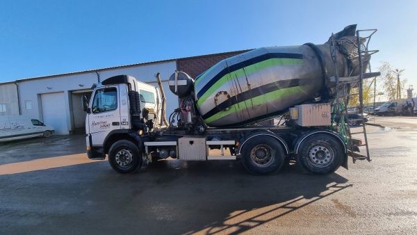 Volvo FM12 - Image 5