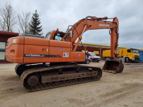 DOOSAN DX225 LC - Image 5