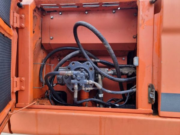DOOSAN DX225 LC - Image 9