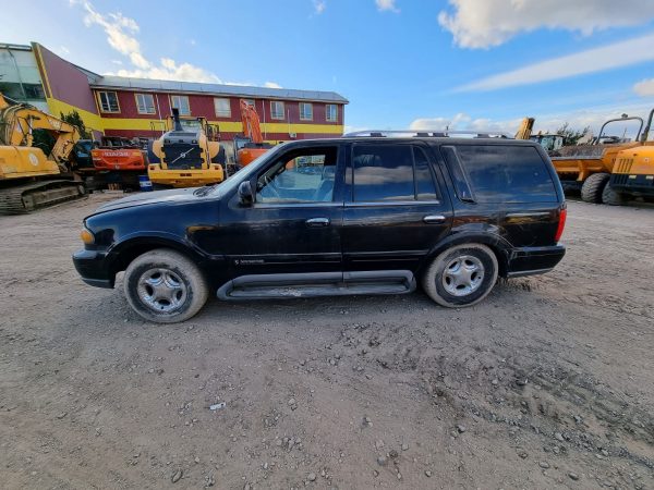 Lincoln Navigator