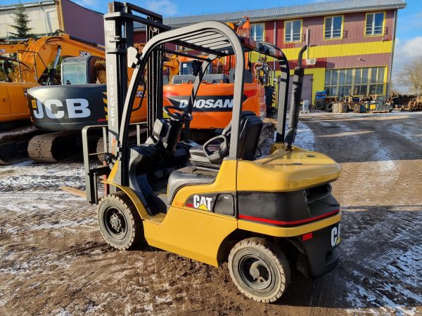 CAT DP25N