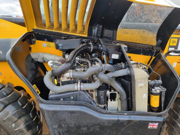 JCB 535-140 Hi Viz Turbo Powershift - Image 11