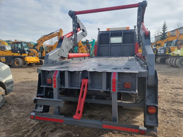 Scania 94L - Image 10