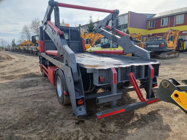 Scania 94L - Image 9