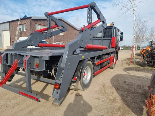 Scania 94L - Image 6