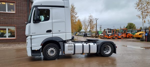 Mercedes-Benz Actros 1845 - Image 4