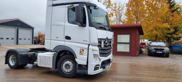 Mercedes-Benz Actros 1845 - Image 2