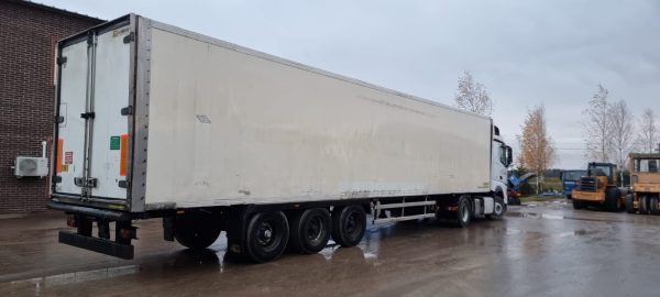 Lamberet Refrigeration Trailer - Image 2