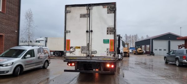 Lamberet Refrigeration Trailer - Image 3