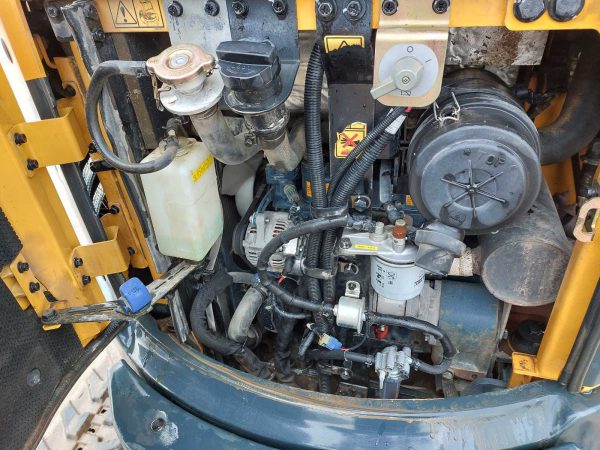 HYUNDAI R25Z – 9AK - Image 11