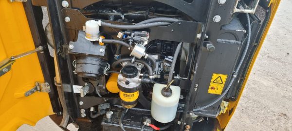 JCB 15C-1 - Image 12