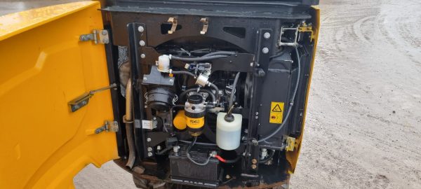 JCB 15C-1 - Image 11