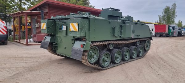 Alvis FV432 - Image 3