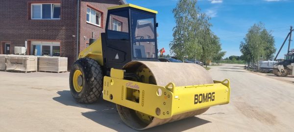 Bomag BW211D-3 - Image 7