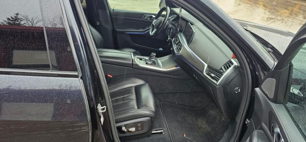 BMW X5M 50D - Image 11
