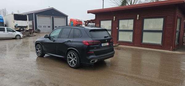 BMW X5M 50D - Image 7