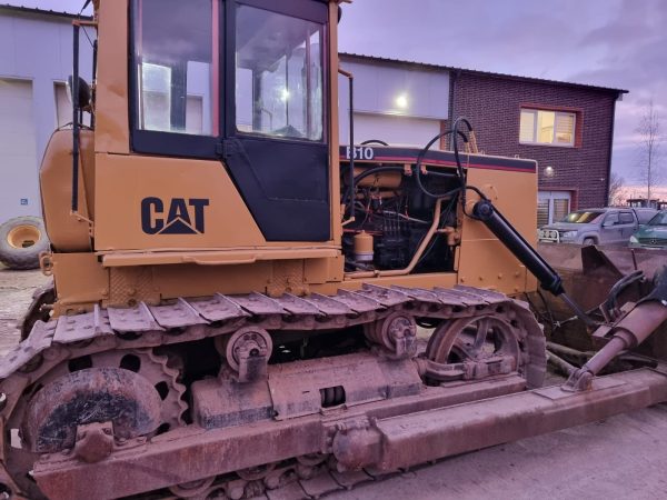 CAT B10 - Image 2