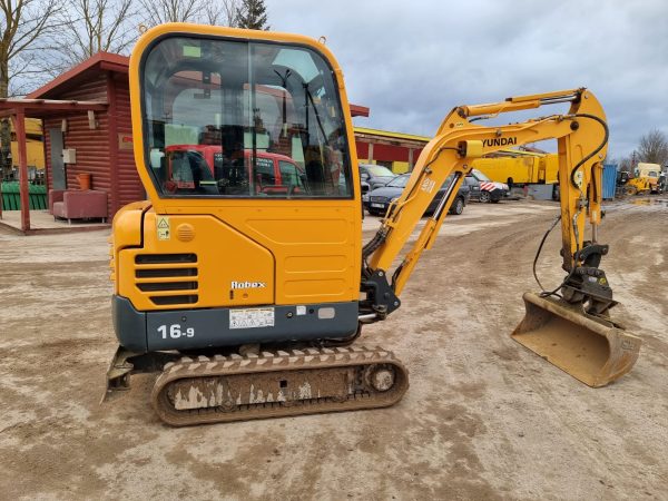 HYUNDAI R16-9 - Image 7
