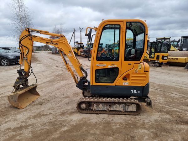 HYUNDAI R16-9 - Image 3