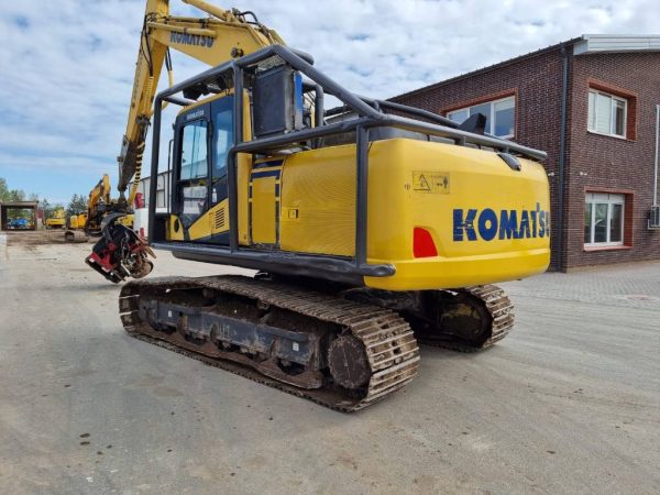 KOMATSU PC210 LC-10 Harvester
