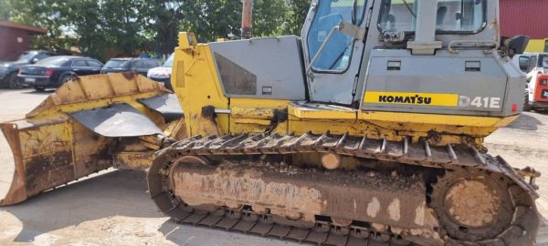 Komatsu D 41 E-6 - Image 10