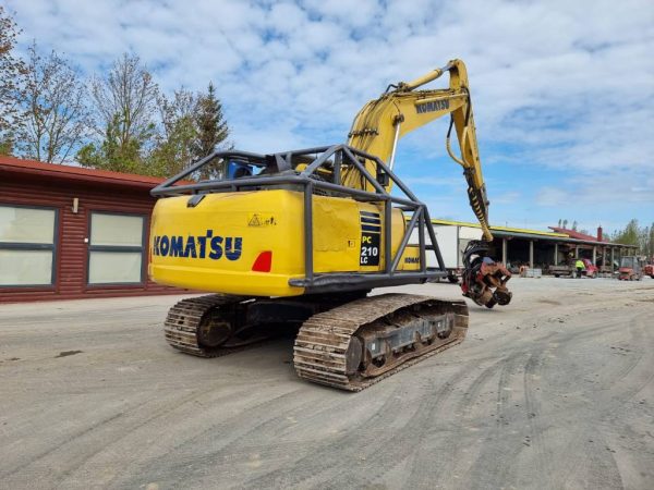 KOMATSU PC210 LC-10 Harvester - Image 5