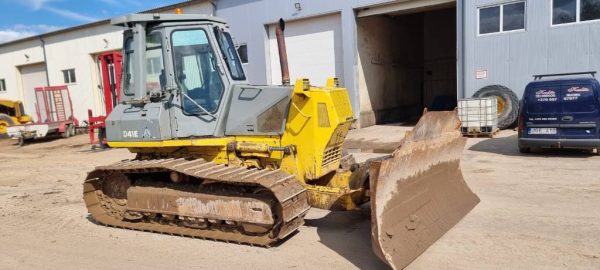 Komatsu D 41 E-6 - Image 8