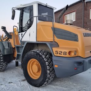 Liebherr L 528