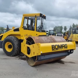 Bomag BW 213 D H-4