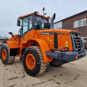 Doosan DL 200-3
