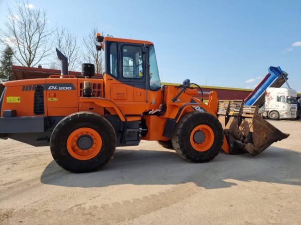 Doosan DL 200 - Image 8