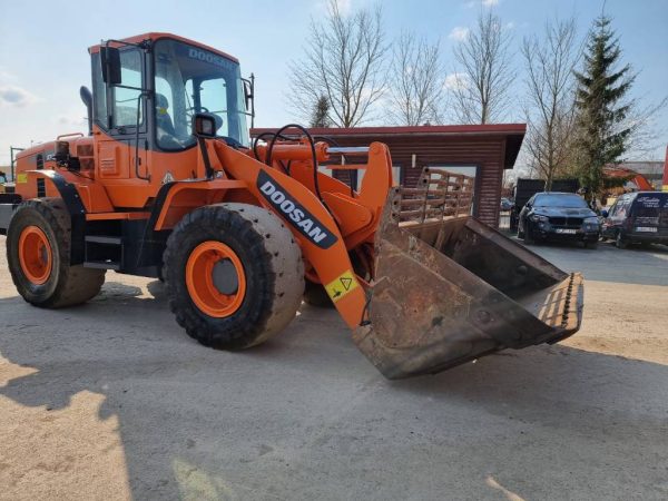 Doosan DL 200 - Image 5