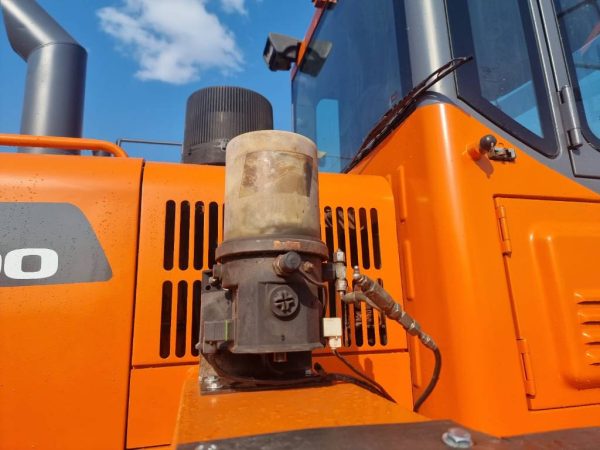 Doosan DL 200 - Image 16