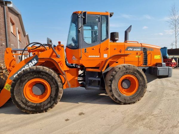 Doosan DL 200 - Image 4