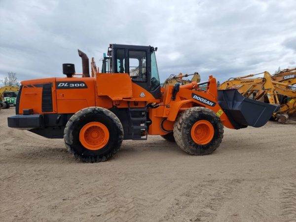 Doosan DL 300-3 - Image 4