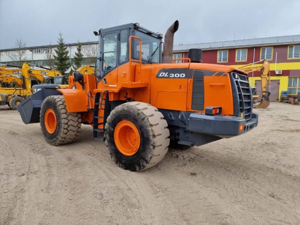 Doosan DL 300-3 - Image 6
