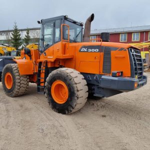 Doosan DL 300-3