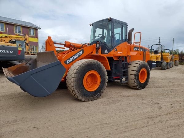 Doosan DL 300-3 - Image 8