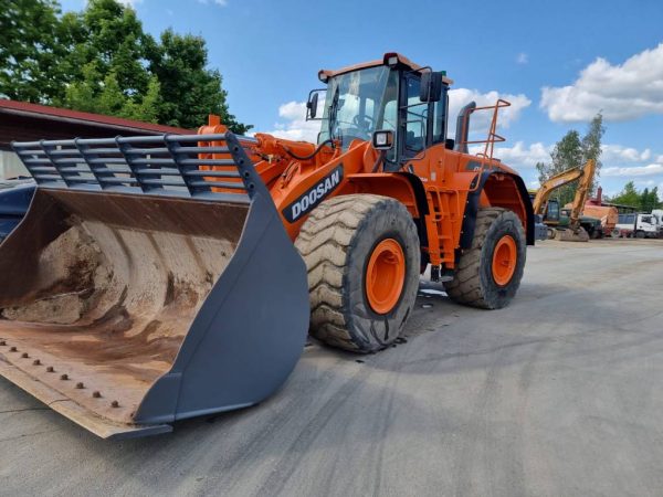 Doosan DL 420-3 - Image 5