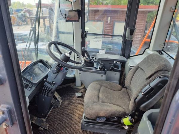 Doosan DL 420-3 - Image 17