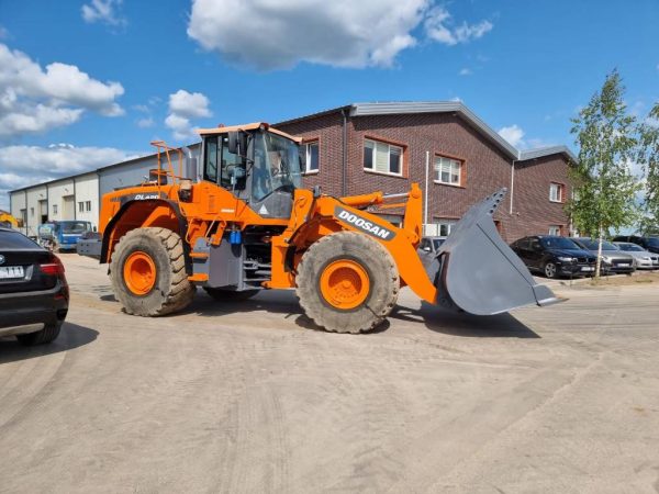 Doosan DL 420-3 - Image 7