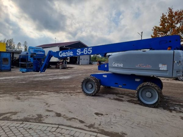 Genie S-65 4×4