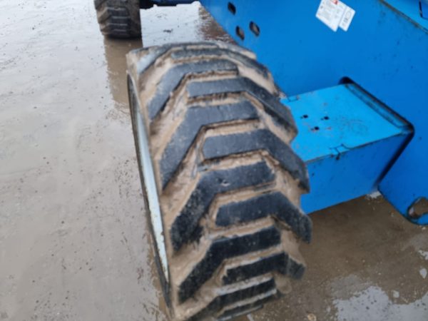 Genie S-65 4×4 - Image 14
