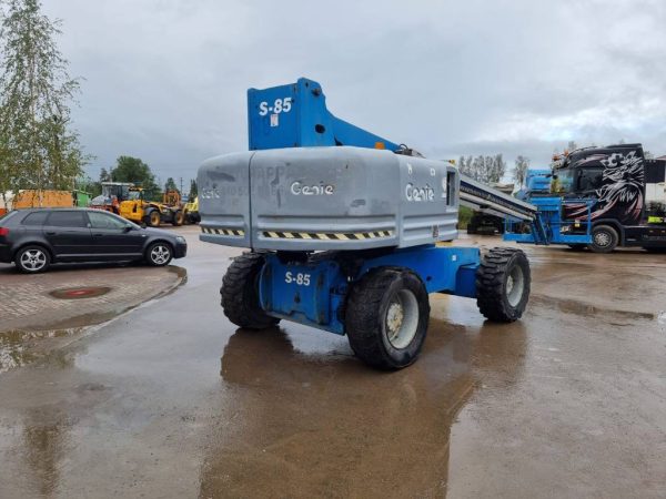 Genie S 85 4WD - Image 13
