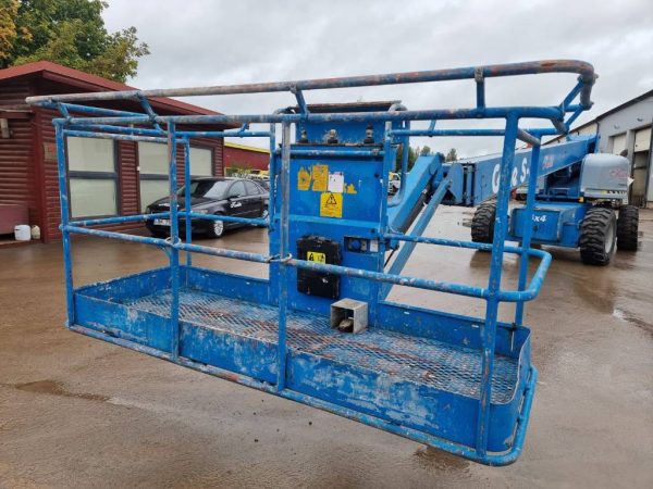 Genie S 85 4WD - Image 4