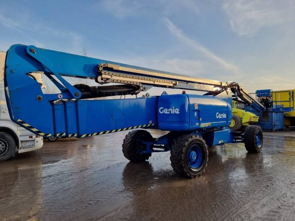 Genie Z 135 4x4 - Image 2