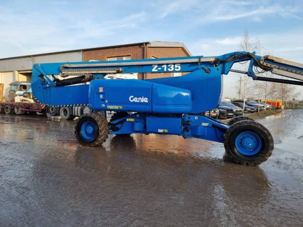 Genie Z 135 4x4